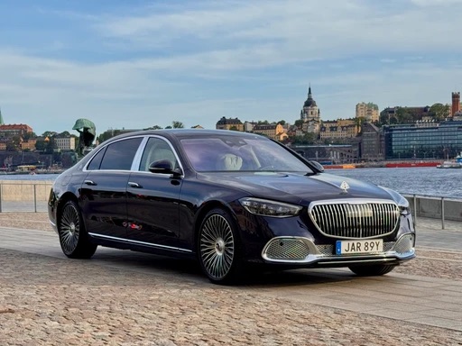 Mercedes-Maybach luxury car service