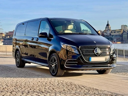 Mercedes V-Class exterior front